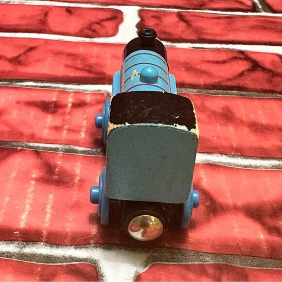 Thomas & Friends Railway Wooden EDWARD Train - Picture 4 of 5